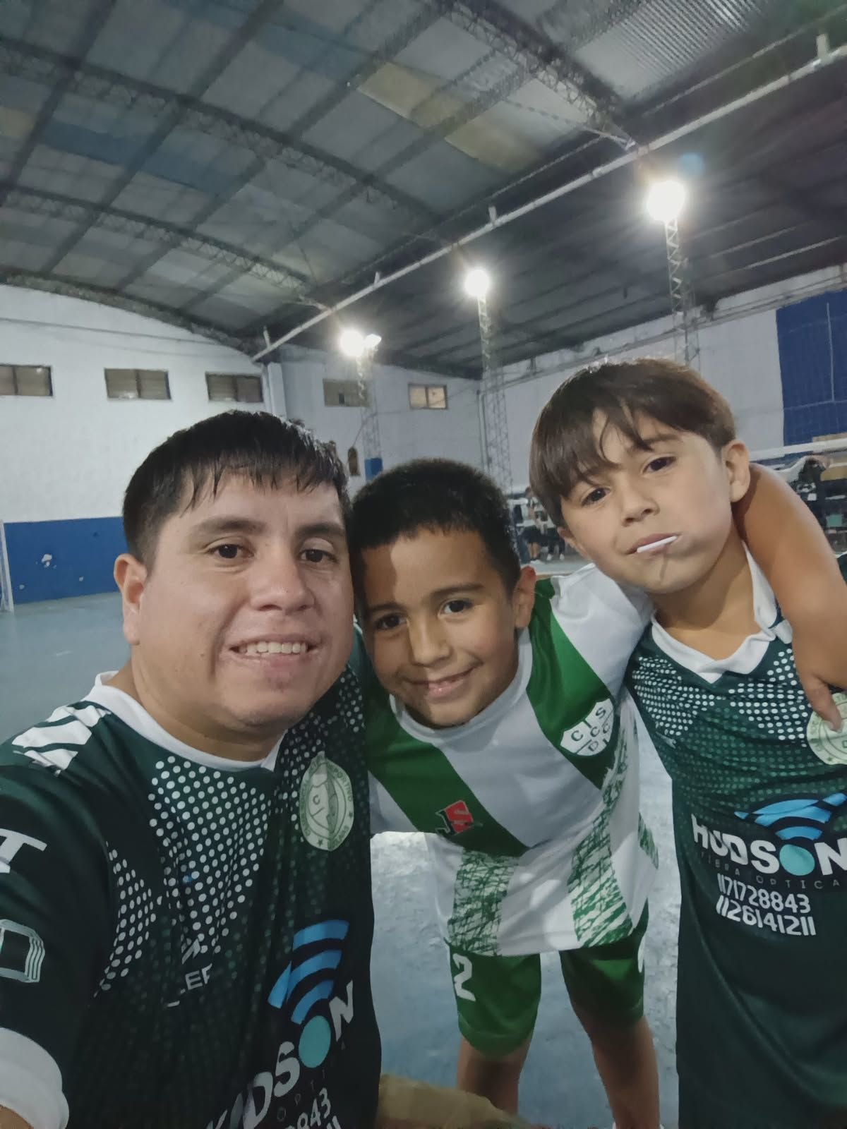 Festejo de los chicos de Las Colinas. Festejo de los chicos de Las Colinas. 