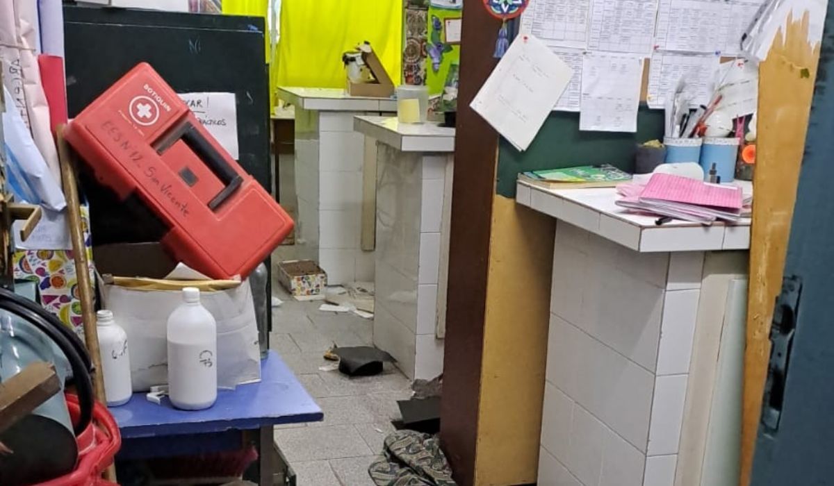 Los destrozos en la Escuela 6.