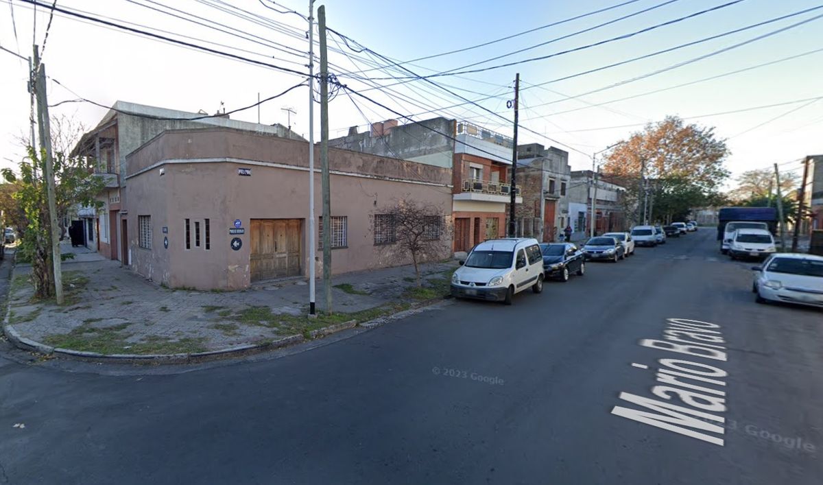 El choque ocurrió en el cruce de las calles Mario Bravo y Oliden, Avellaneda.