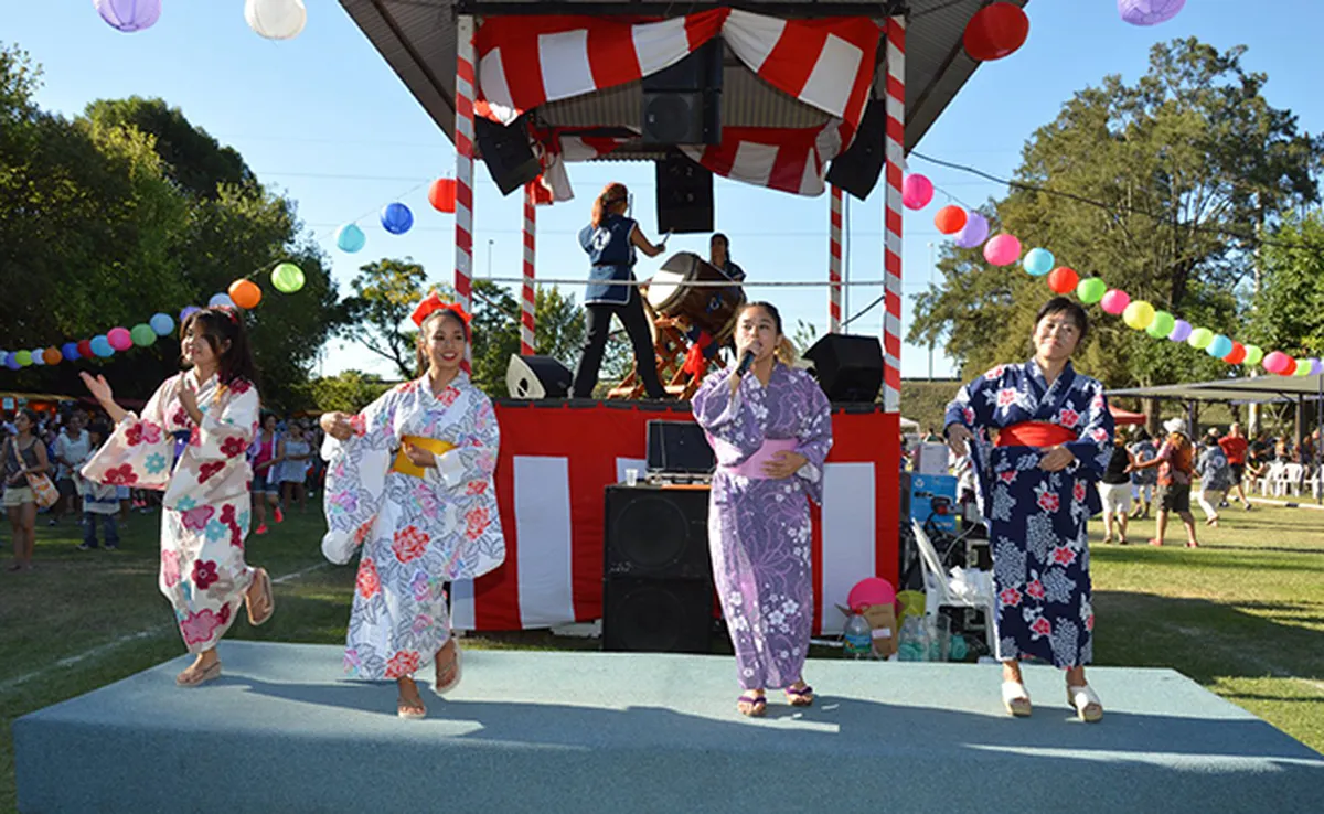 Habrá shows, puestos de comidas y puestos de cultura japonesa. Habrá shows, puestos de comidas y puestos de cultura japonesa. 