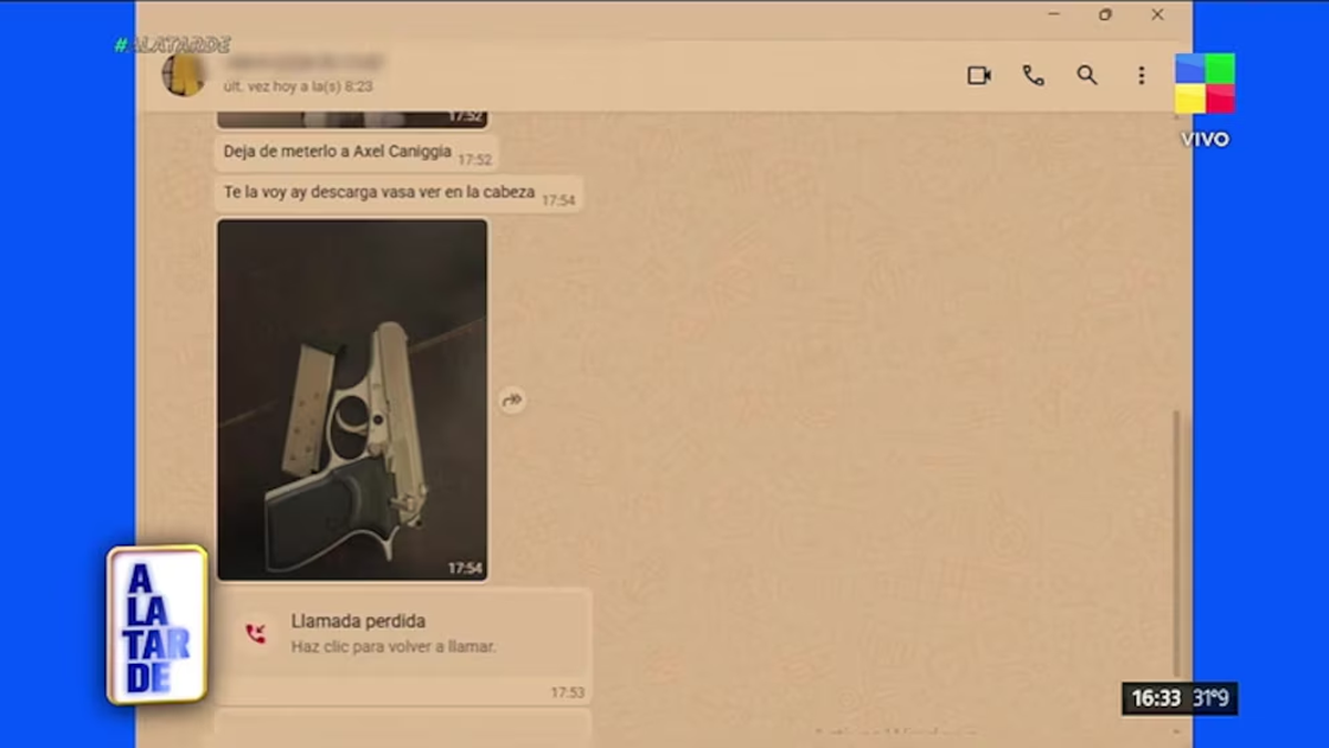 La persona envió fotos de armas de fuego. La persona envió fotos de armas de fuego.