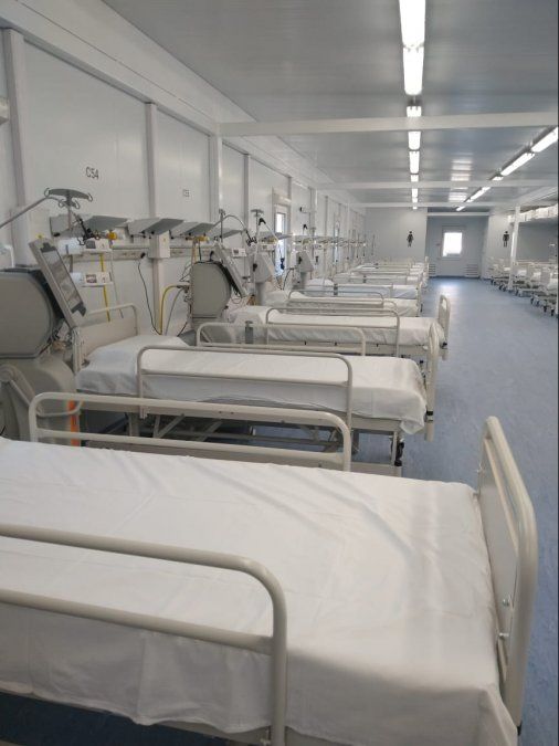 Algunas de las nuevas camas de terapia intensiva de Almirante Brown