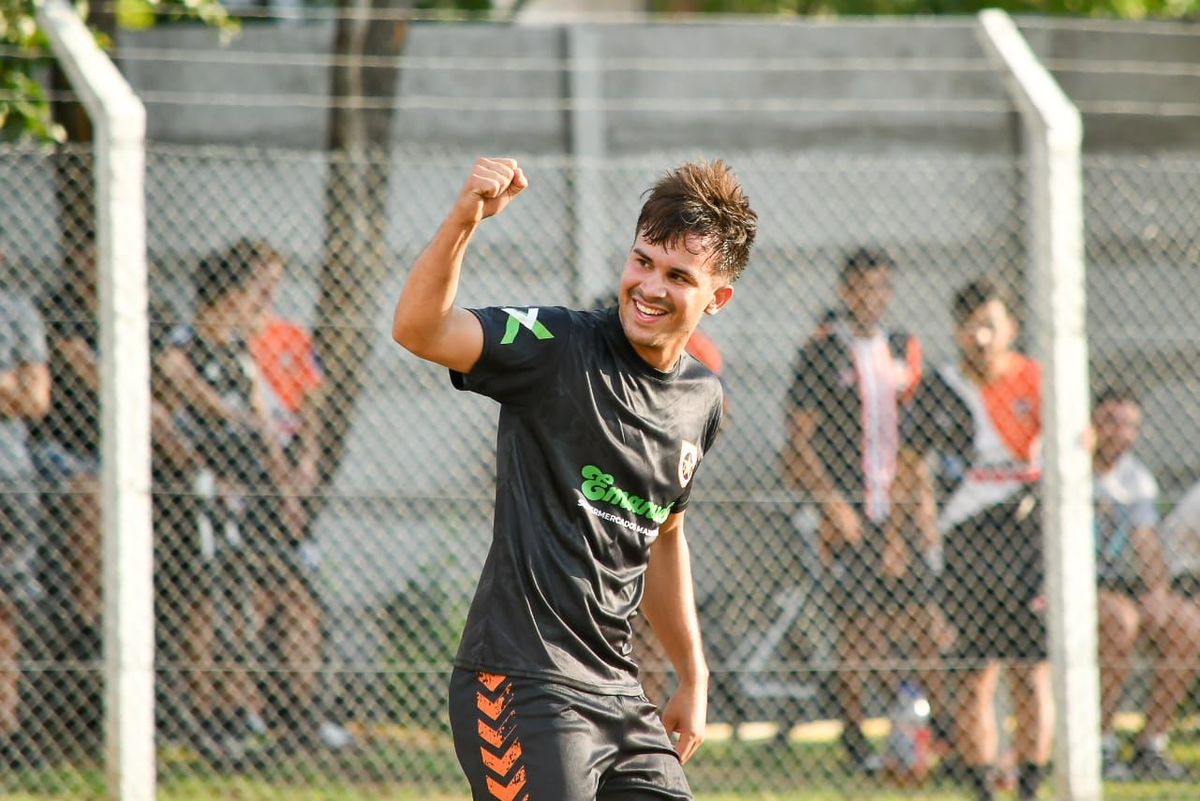 Kevin Araujo juega en Estrella del Sur desde los ocho a&ntilde;os.