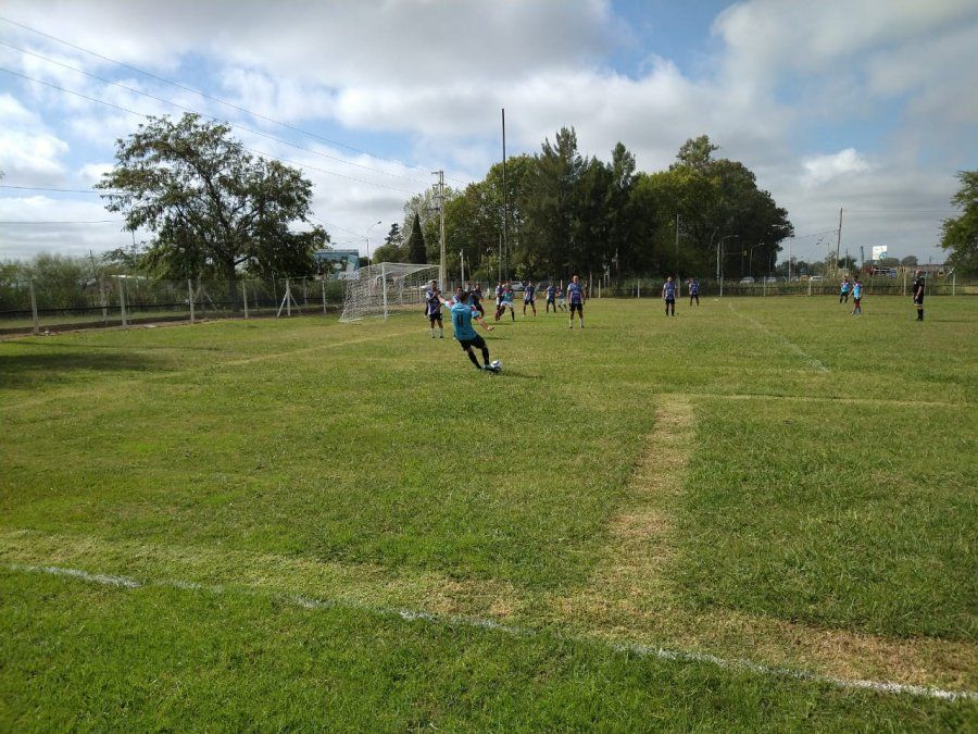 ADCC Junior: El campe&oacute;n San Eliseo se despidi&oacute; con una goleada