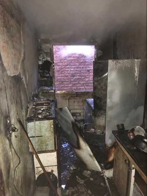 Incendio en una casa en Almirante Brown