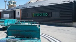 Intercargo continuará bajo la órbita del Estado tras quedar desierta la licitación para privatizar el 100 % de su paquete accionario.