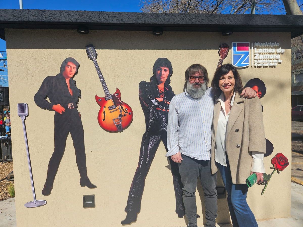 José Martínez y Graciela Guiñazú en el homenaje a Sandro.