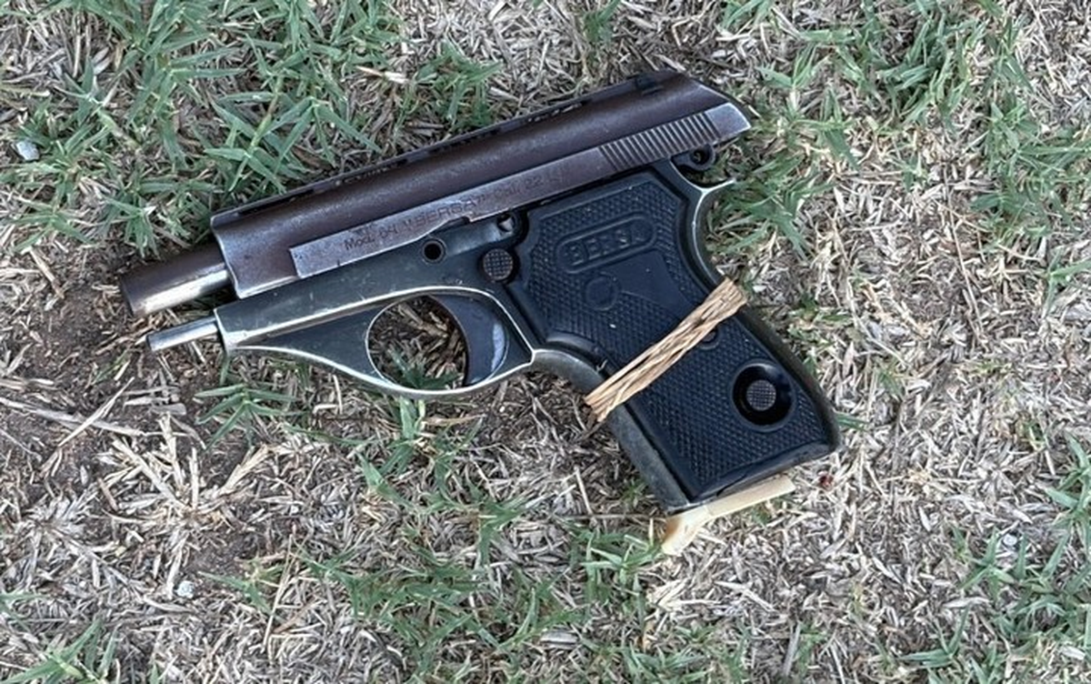 El arma que secuestraron tras el tiroteo en el que murió el chico de 14 años en Lanús. El arma que secuestraron tras el tiroteo en el que murió el chico de 14 años en Lanús.