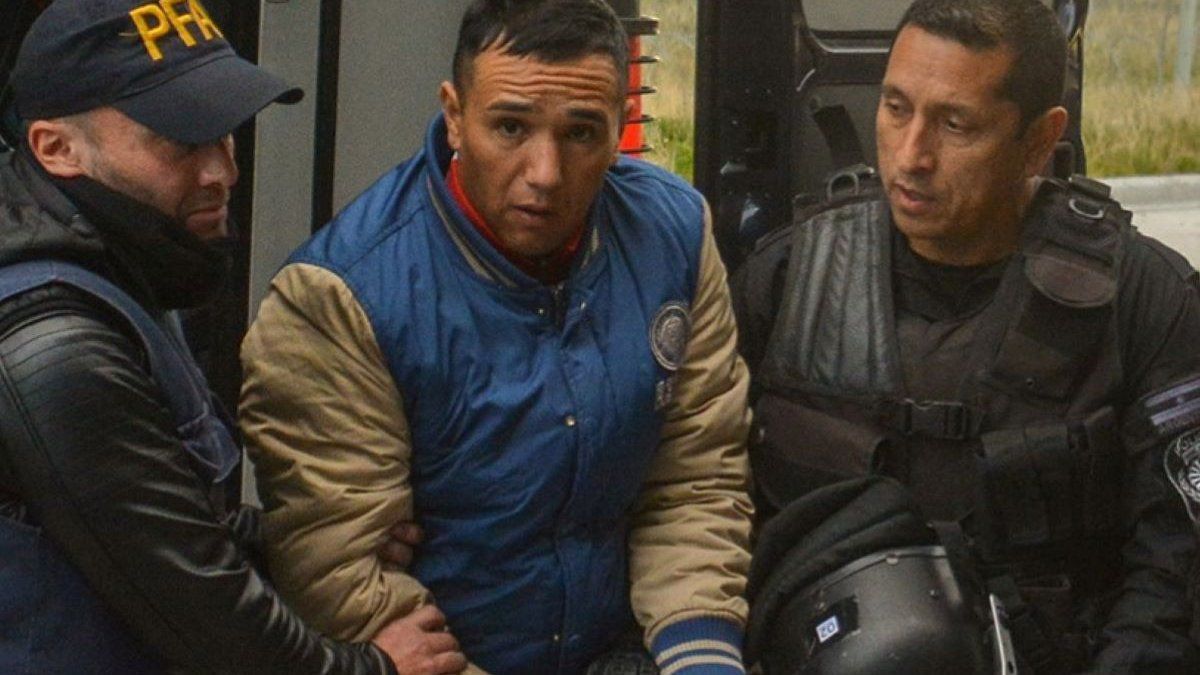 Cristian Bustos, el preso que aparece en el video. Fue condenado por dos cr&iacute;menes en Chubut.