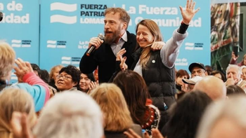 Lomas: Otermín y Sol Tischik encabezaron un encuentro con jubilados
