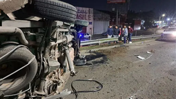 volco una combi en villa fiorito: varios adolescentes heridos