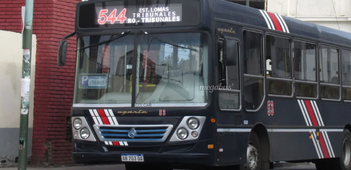 Usuarios de las líneas 561, 562 y 544 deberán tener en cuenta recorridos alternativos por obras en Lomas de Zamora. Usuarios de las líneas 561, 562 y 544 deberán tener en cuenta recorridos alternativos por obras en Lomas de Zamora.