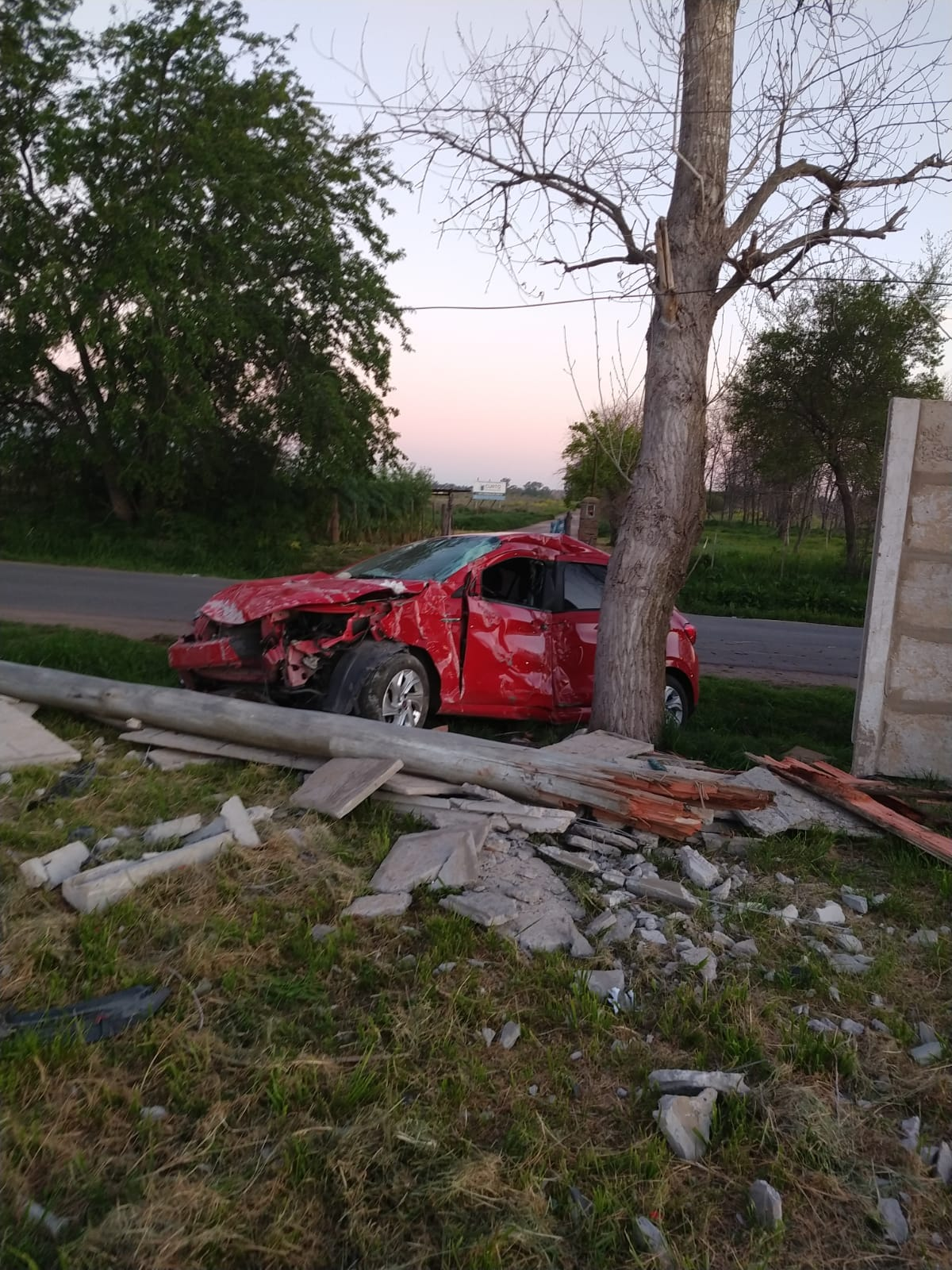 Los siniestros viales tuvieron lugar en las localidades de Adrogué y Don Orione, Almirante Brown.