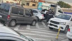 choque multiple sobre camino negro en lomas: cinco autos y un patrullero involucrados choque multiple sobre camino negro en lomas: cinco autos y un patrullero involucrados