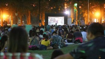 Cine bajo las estrellas en Monte Grande: transmitirán Argentina