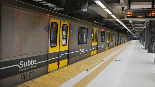 Hoy hay paro en el subte: horarios y a qué se debe la medida tras la muerte de un trabajador