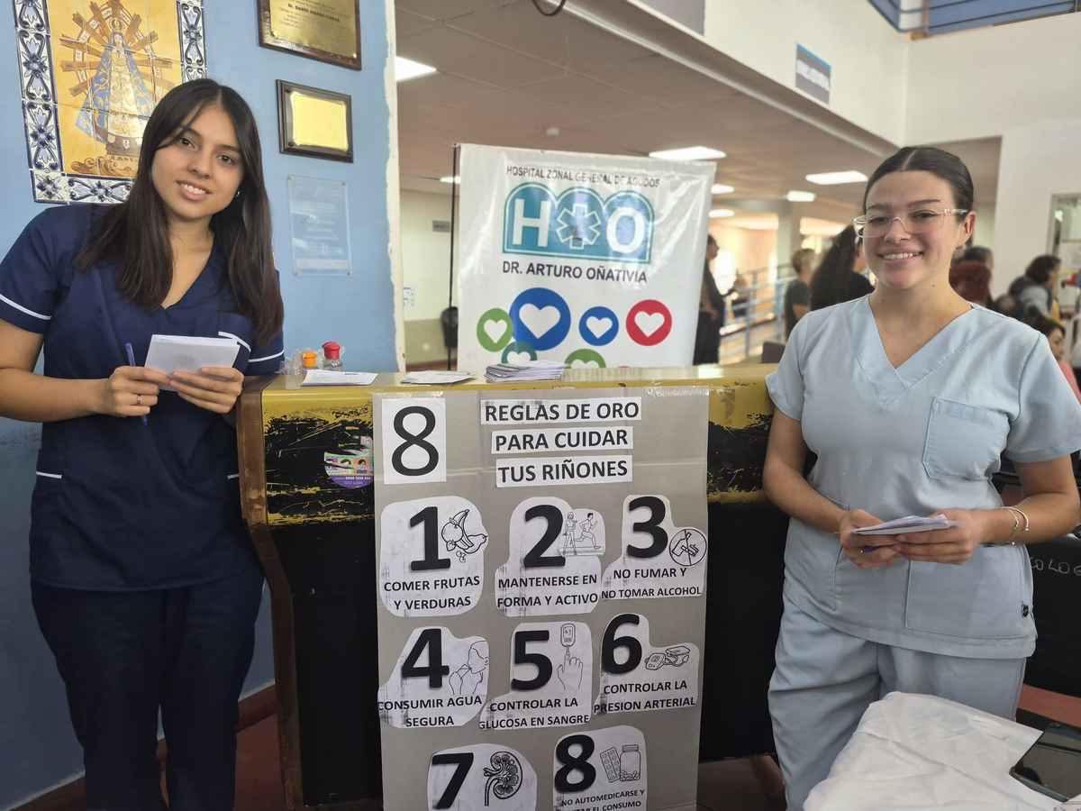 El stand conten&iacute;a reglas para cuidar los ri&ntilde;ones.