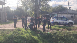 ezeiza: recuperan objetos y una moto robada tras una persecucion