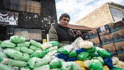 desde su comedor en temperley, rona castro le pego a maravilla martinez: es un piojo resucitado