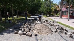 realizan trabajos para adoquinar calles en lomas