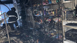 Incendio en un supermercado de Mármol