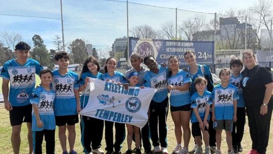 El atletismo de Temperley organiza Noche de Estrellas, un evento astronómico inspirado en Freddie Mercury