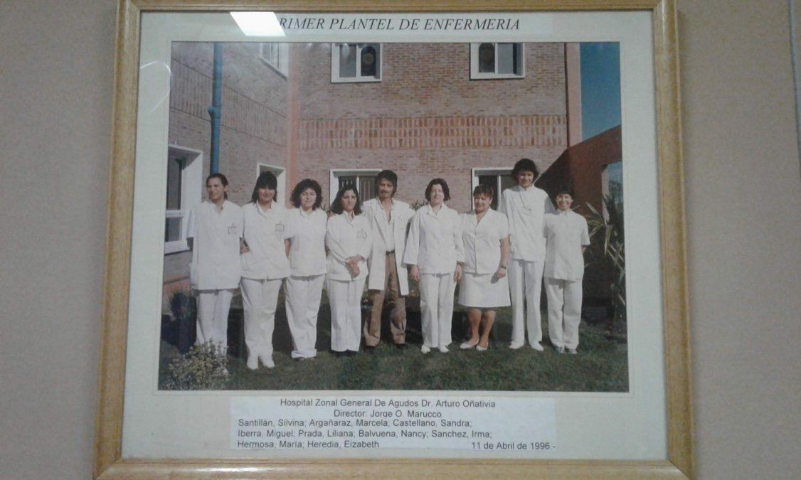 Las primeras enfermeras del Hospital O&ntilde;ativia de Rafael Calzada.