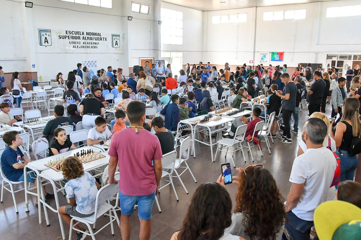 Tremenda convocatoria de la Olimpiada Escolar de Ajedrez de San Vicente