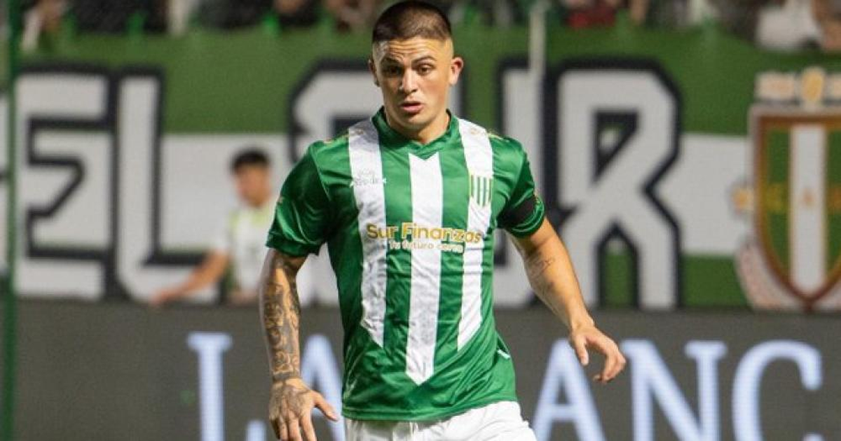 El defensor de 22 años, que metió más de un gol para la Selección Argentina Sub 23, se despidió de Banfield.