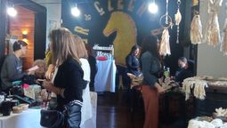 lomas de zamora: realizan colecta solidaria en la feria expo del sol para un merendero