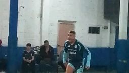 la emocion del club de villa caraza que recibio a facundo medina tras el mundial: es un pibe humilde