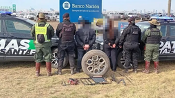 arrestaron a una pareja de lomas y lanus tras un robo en una muestra agroindustrial de santa fe