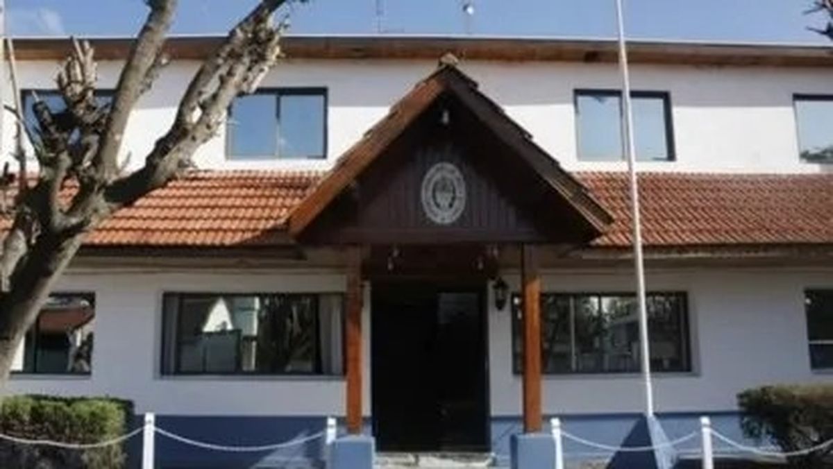 La comisaría 4ta de Lomas de Zamora en Llavallol.