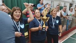 jugadoras de bochas del club mitre de san vicente se consagraron campeonas provinciales