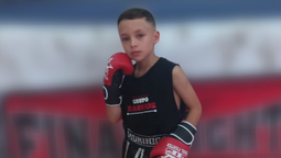 burzaco: nacio prematuro, supero adversidades y ahora se destaca en taekwondo, boxeo y kick boxing
