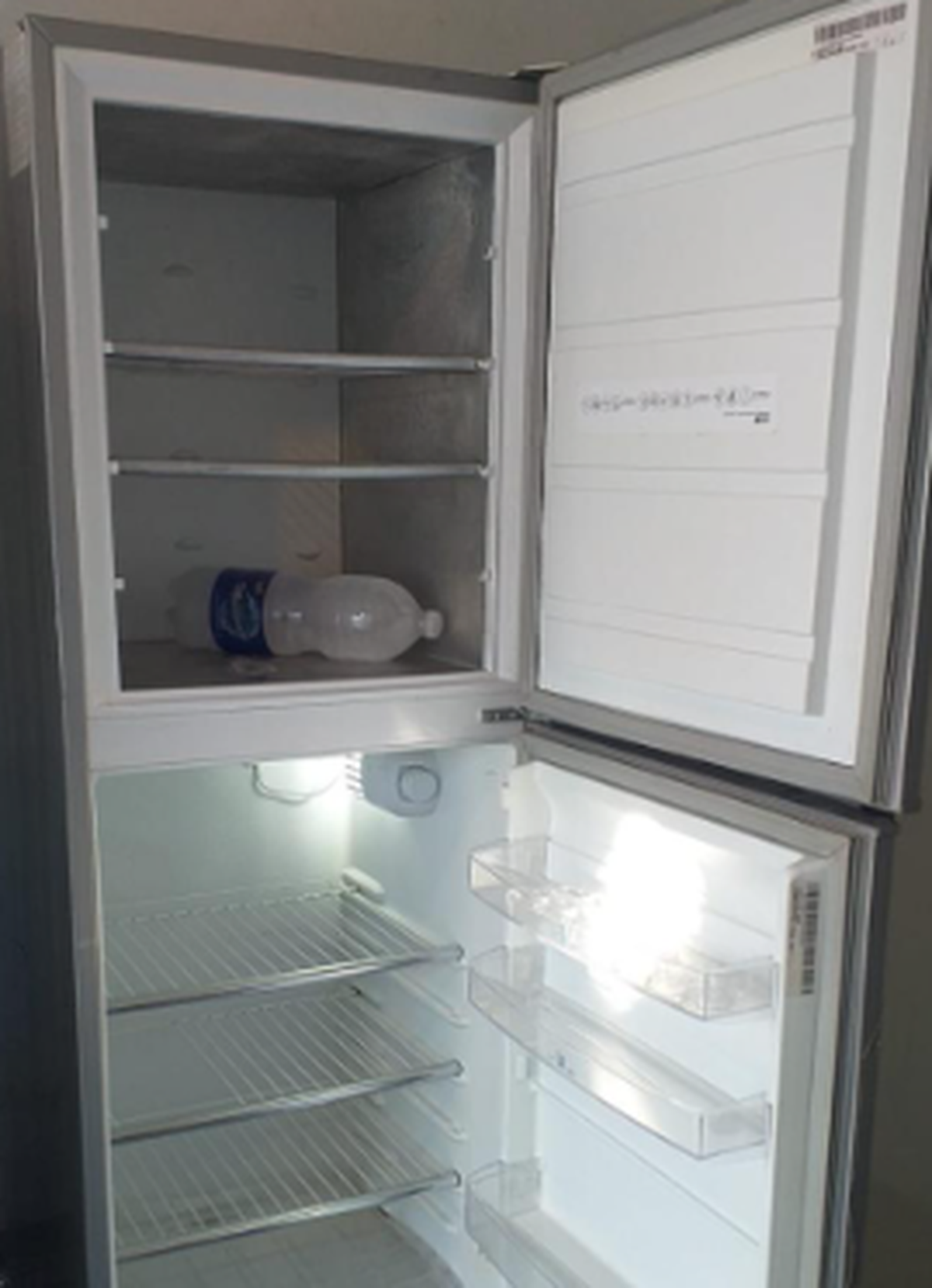 La heladera que rifó la familia de Monte Grande es de la marca Patrick.