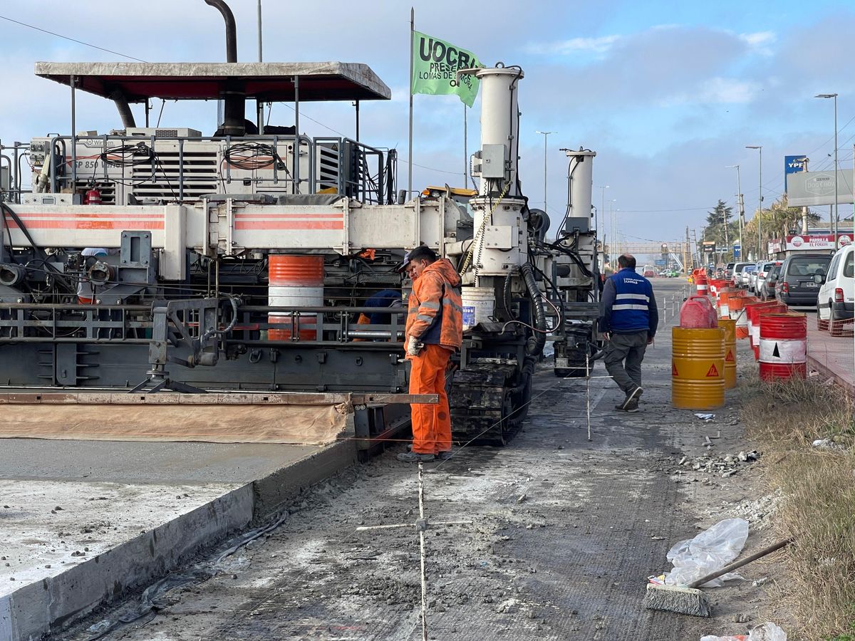 Según informó a El Diario Sur el encargado de la obra, el tramo en el que trabajan actualmente estaría finalizado en un mes.
