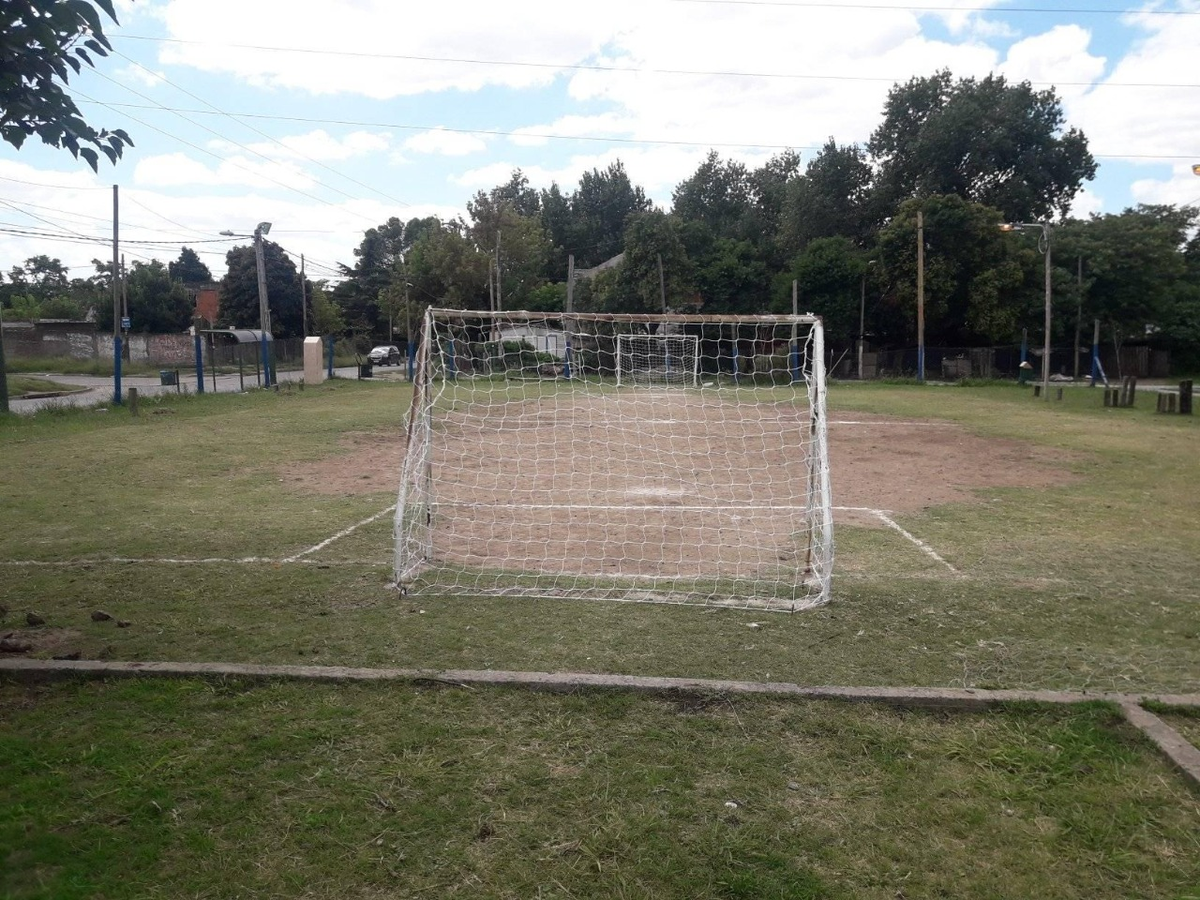Así estaba la cancha en los comienzos del club. 