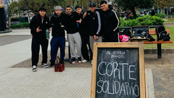 los barberos de monte grande que cortan el pelo gratis ahora piden alimentos para ayudar a una olla popular