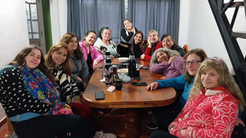Día del Amigo: el grupo de amigas de Monte Grande que se reúne para divertirse con juegos de mesa