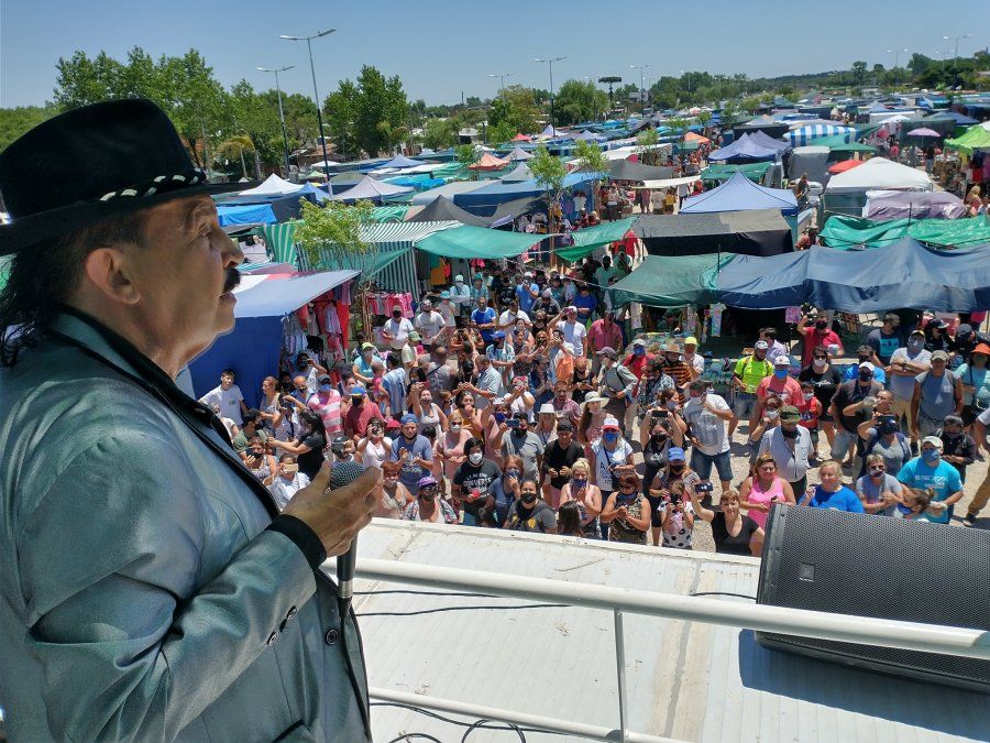 Antonio Ríos en Ezeiza.