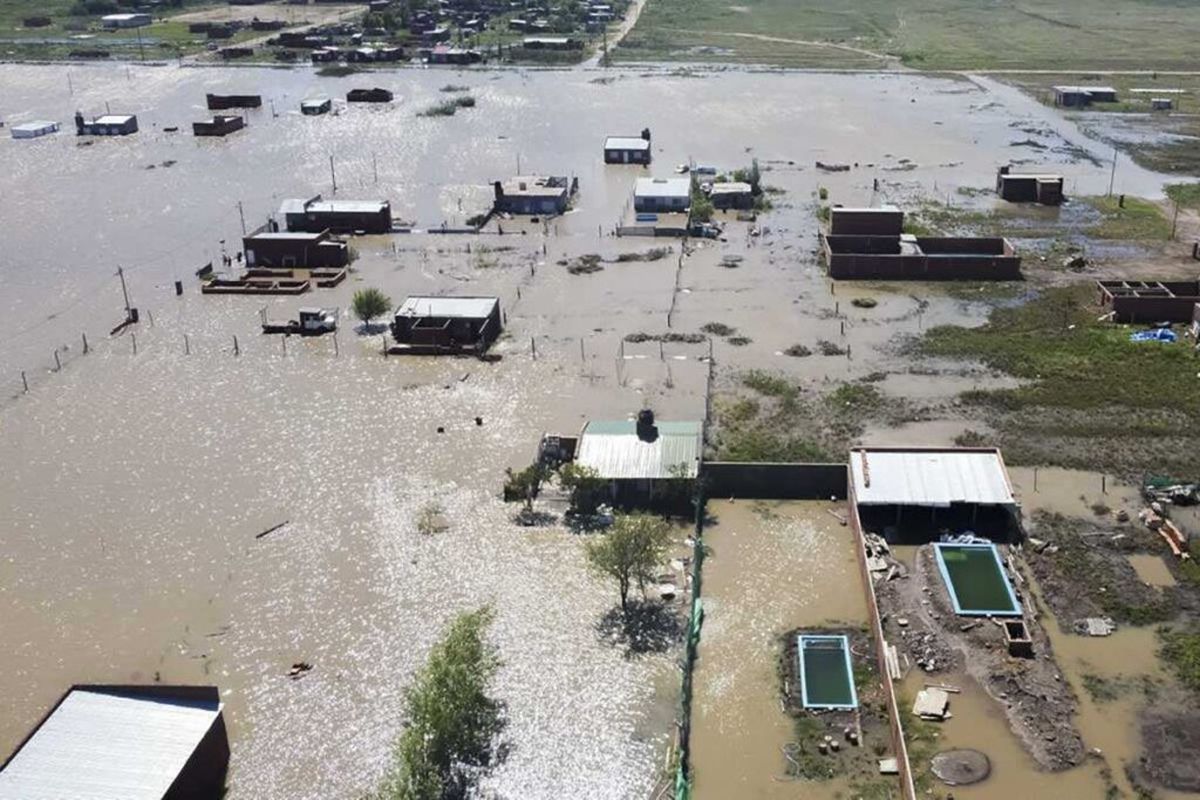 Kicillof sostuvo que parte del dinero que env&iacute;e el Fondo Monetario debe destinarse a la reconstrucci&oacute;n de Bah&iacute;a Blanca.