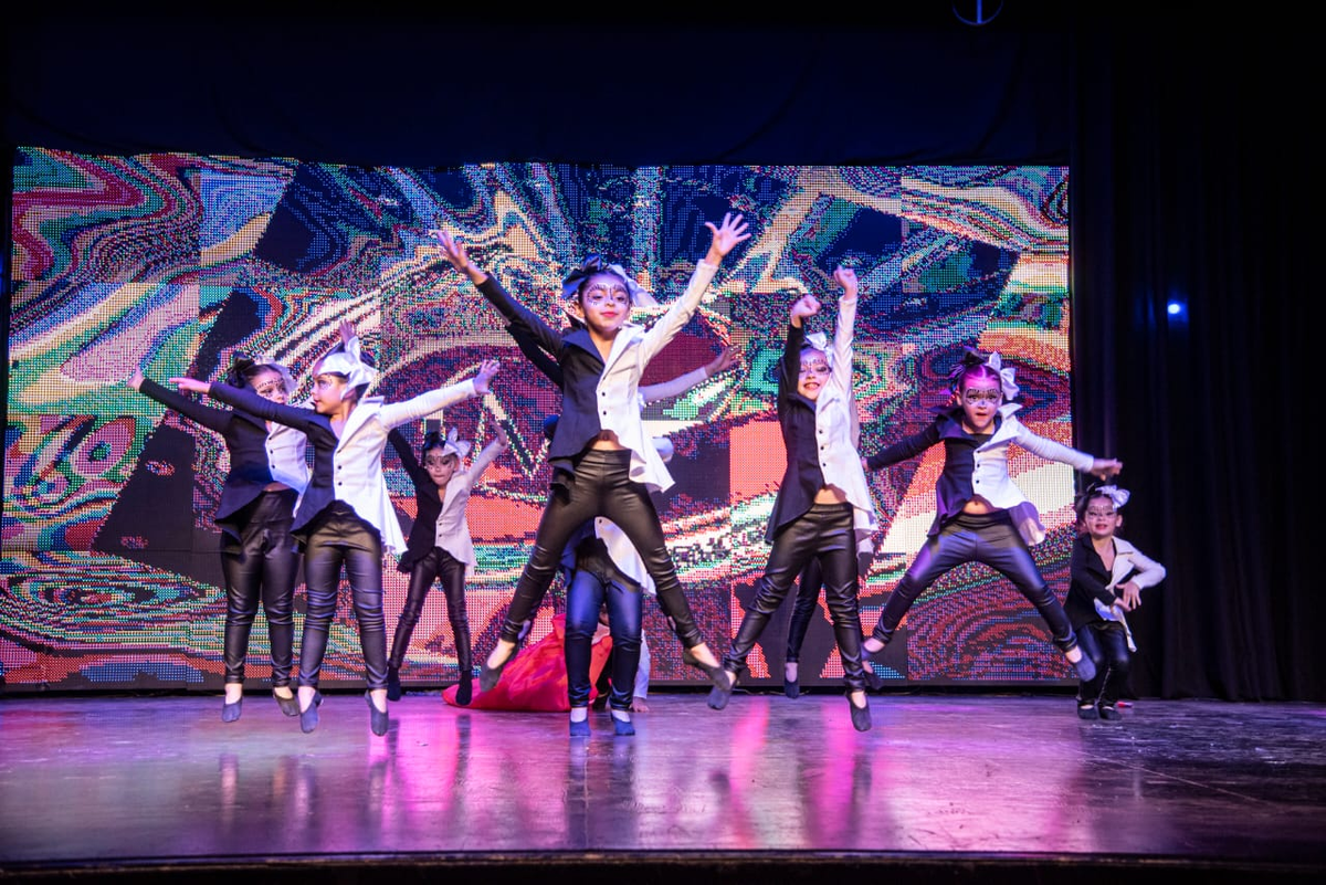 El grupo de Jazz Infantil de la academia de danza 
