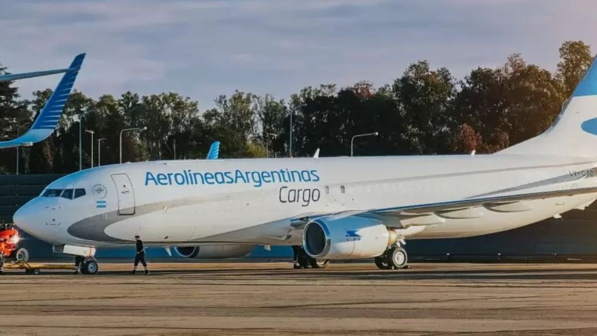 Ezeiza Aerolíneas Argentinas Presentó Su Primer Avión De Carga 2236