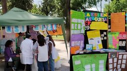 escuelas y jardines de san vicente mostraron sus proyectos de esi en la plaza mariano moreno