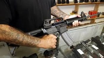 El Gobierno autorizó la compra y tenencia de armas semiautomáticas por parte de civiles