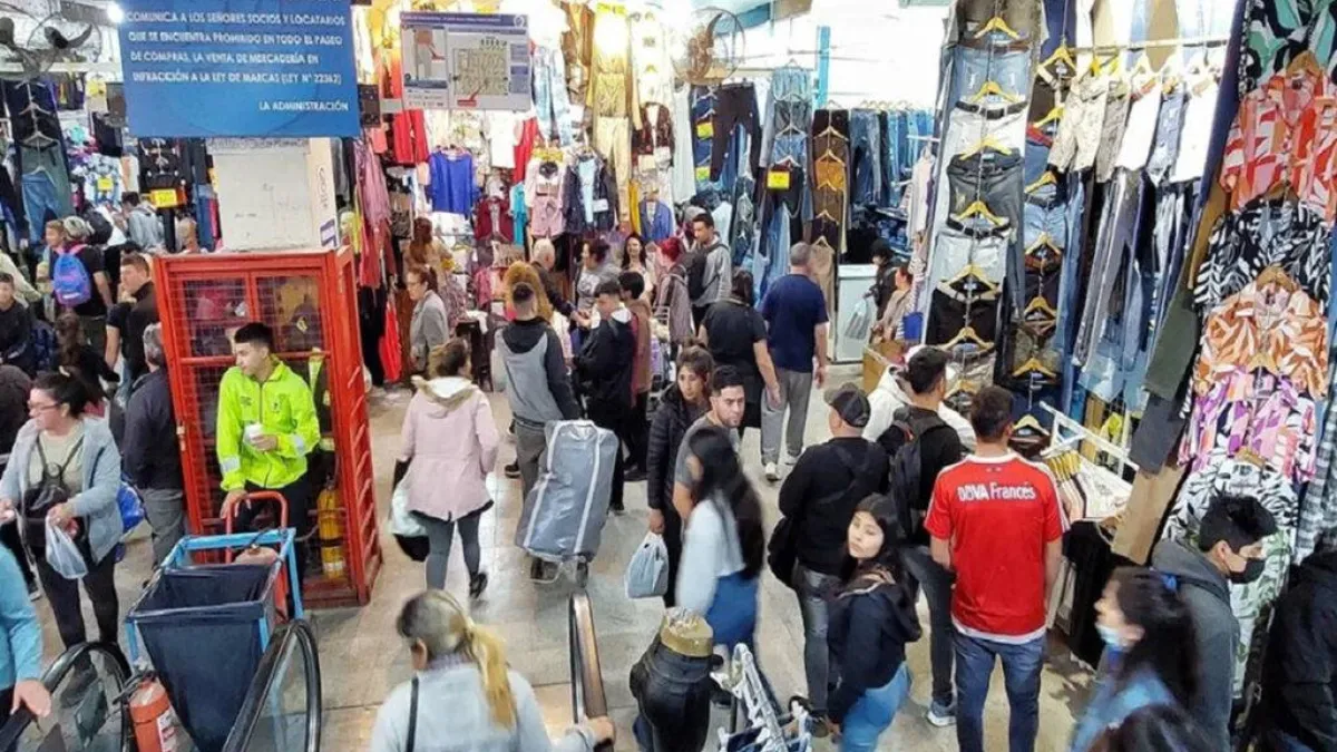 Castillo aseguró que los productos que circulan en la feria de La Salada pueden competir incluso con los importados de China.
