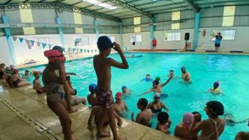 Pileta en el CEF N°93 de San Vicente: abren actividades de verano para todo el público