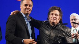 manuel adorni asumio como jefe de gabinete