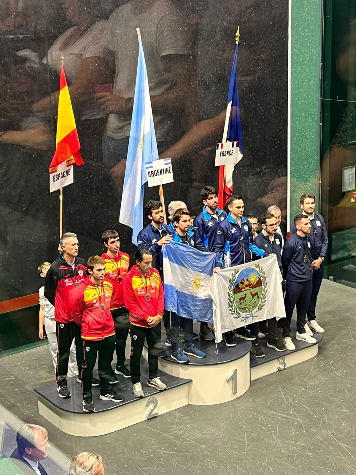 Guillermo Osorio, jugador del Club Esteban Echeverría, se consagró campeón en el Mundial absoluto de Pelota Vasca. 